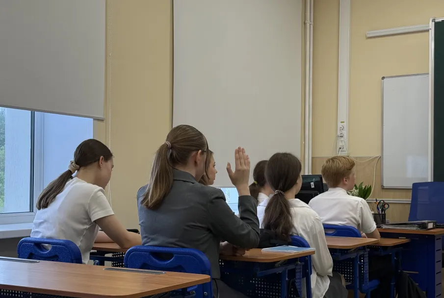 Нижегородских школьников учат распознавать звонки от мошенников на уроке «Цифрового ликбеза»